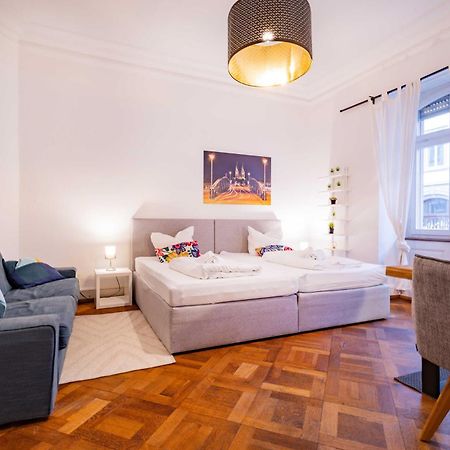 Stayinn "Heart Of The City" Suite Freiburg im Breisgau Exteriör bild