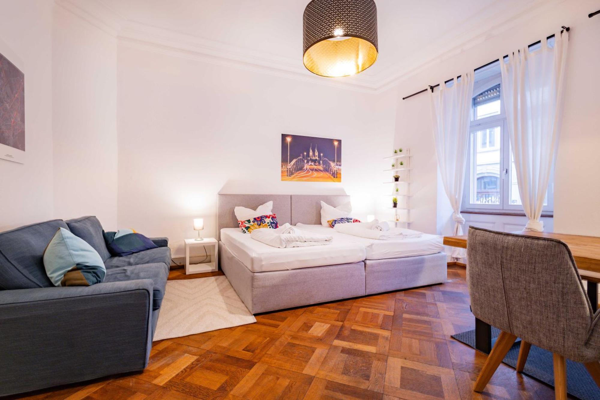 Stayinn "Heart Of The City" Suite Freiburg im Breisgau Exteriör bild